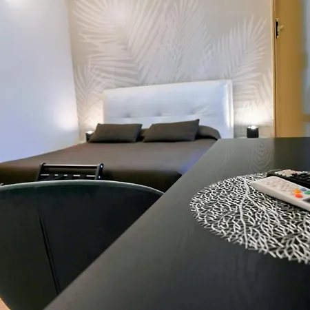 Acitrezza B&B Konukevi