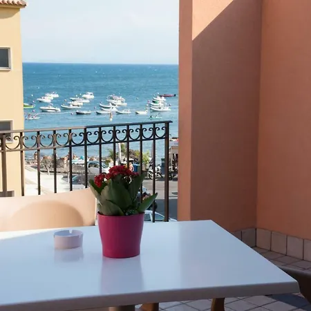 Acitrezza B&B Vendégház Acitrezza