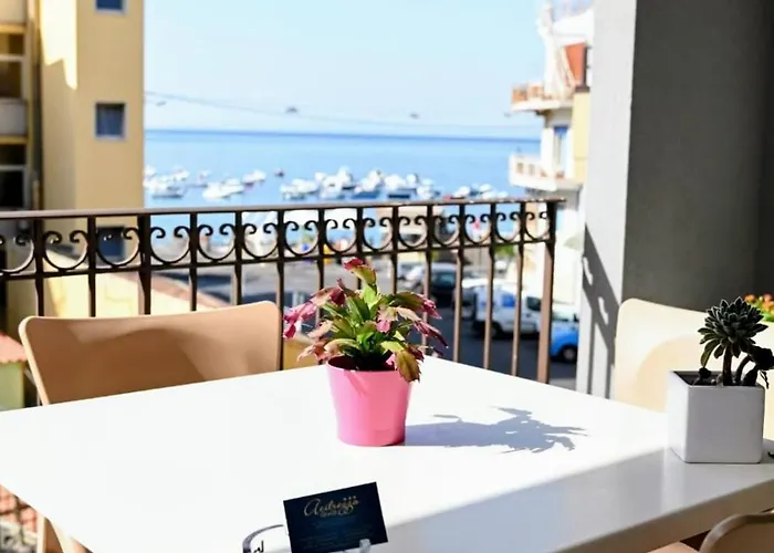 Konukevi Acitrezza B&B 3*