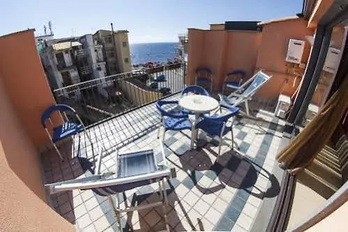 Konukevi Acitrezza B&B Aci Trezza